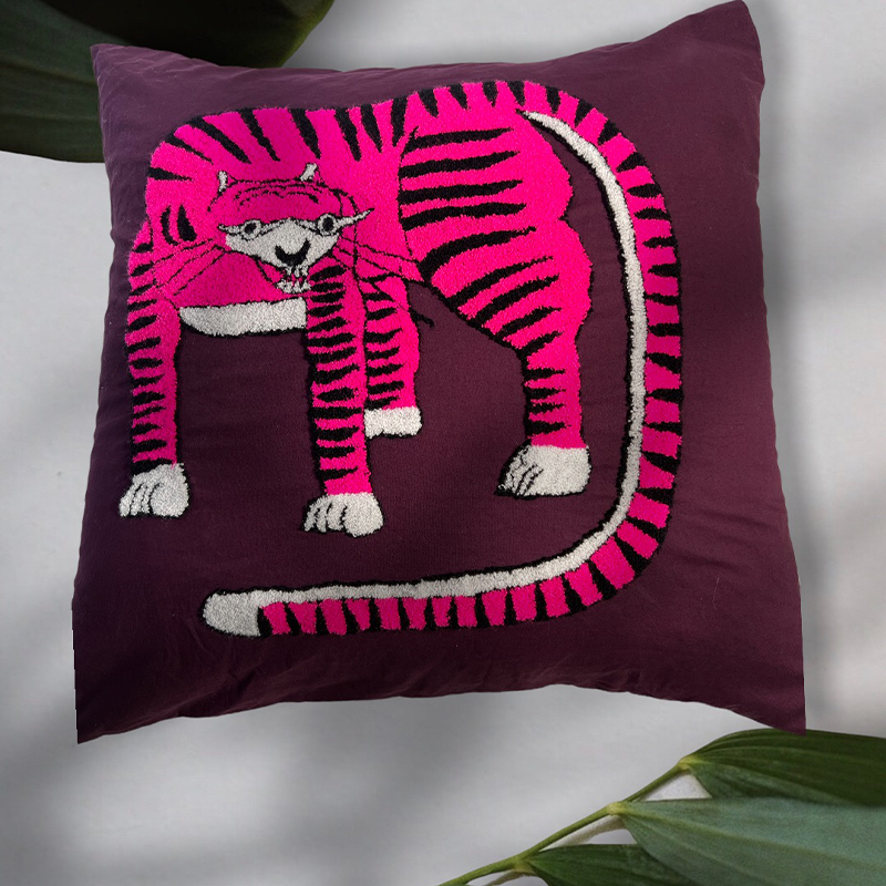 Prowling Tiger Pillowcase - Pink/Burgundy